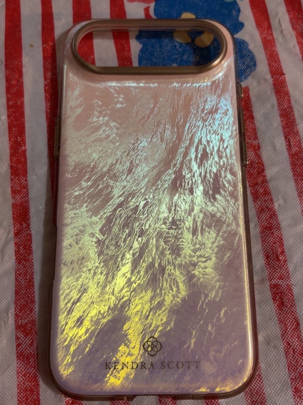 Kendra Scott Iridescent Pearl Phone Case